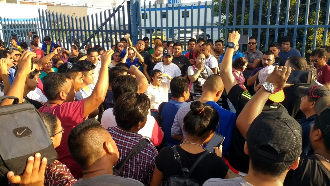 Paran trabajadores de RBC, acusan a Sindicato de no representarlos
