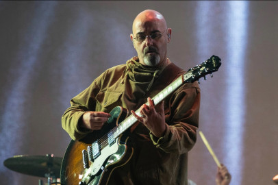 ‘Bonehead’ Arthurs se retira temporalmente de la gira de Oasis tras ser diagnosticado con cáncer de próstata