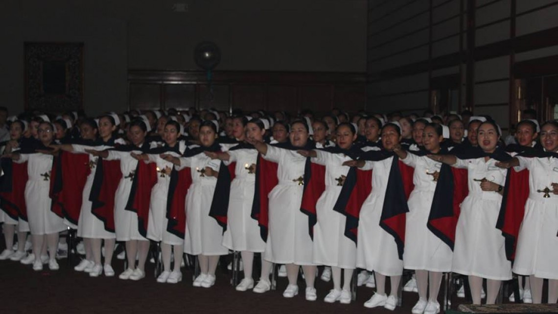 Maki felicita a graduados de escuela de Enfermería Dr. José Ángel Cadena y Cadena