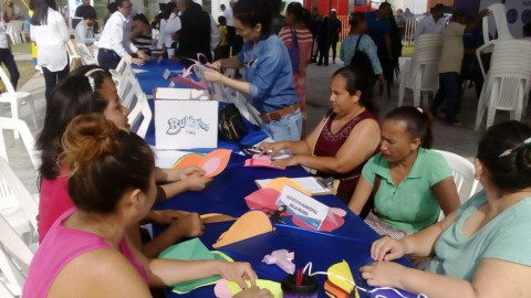 Celebración para la Mujer y la Educación Especial por parte del gobierno
