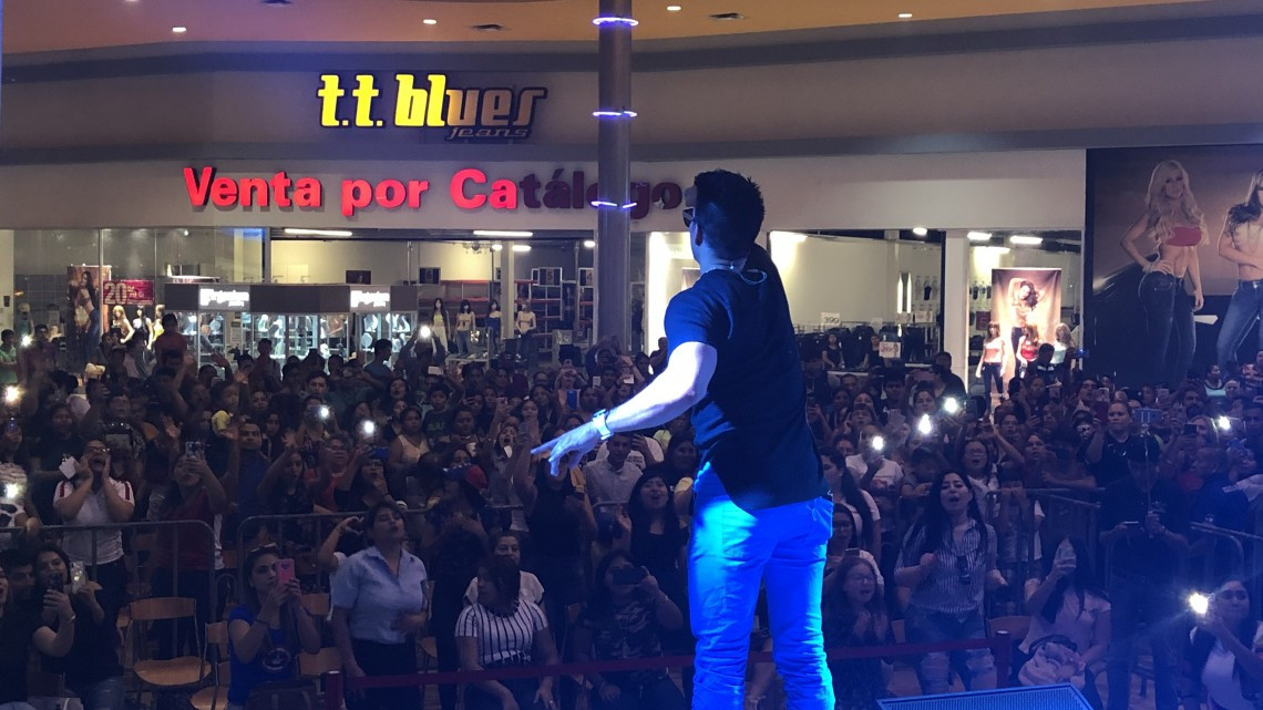 Chyno Miranda enloquece a sus fans reynosenses
