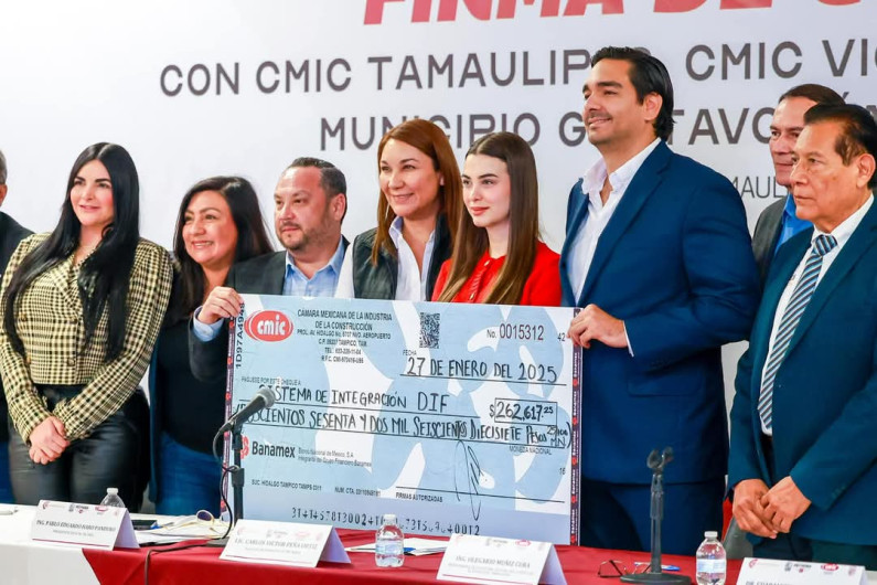 Beneficia a más de 2 Mil estudiantes convenio firmado por Carlos Peña Ortiz, CMIC y DGETI 
