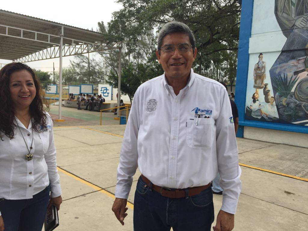 Mujeres se integran al seguro de vida, en beneficio de hijos en edad escolar