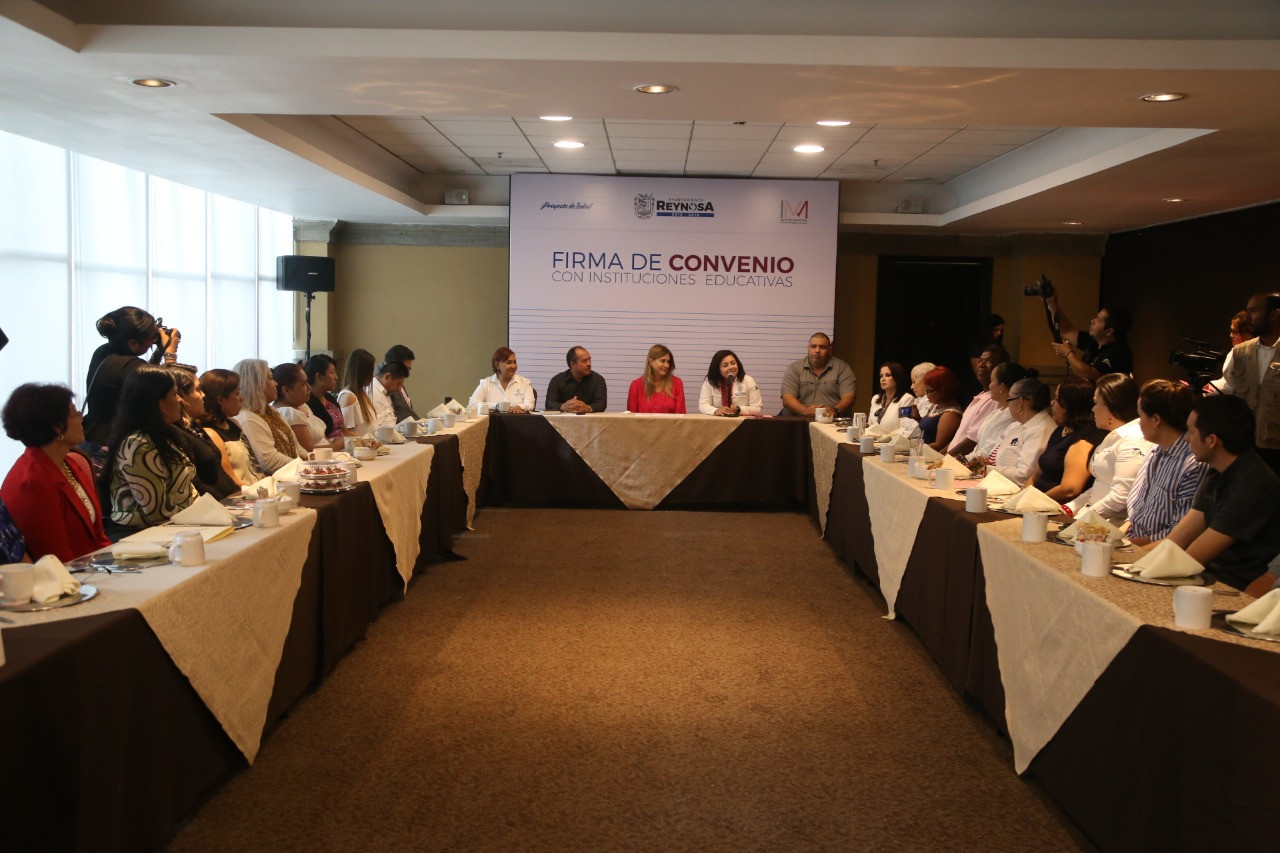 Municipio e Instituciones Educativas firman convenio