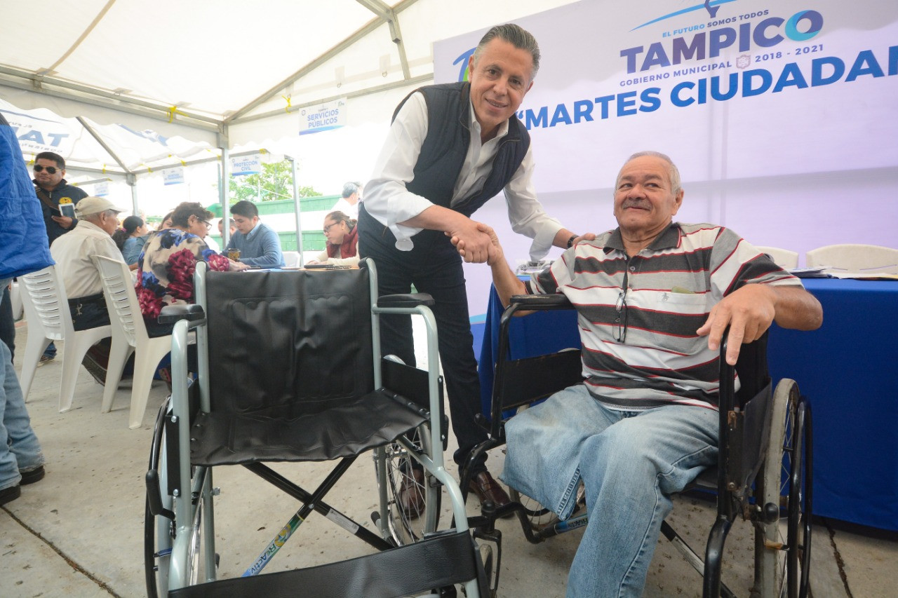 Encabeza Chucho Nader nuevo Martes Ciudadano en la colonia Tamaulipas
