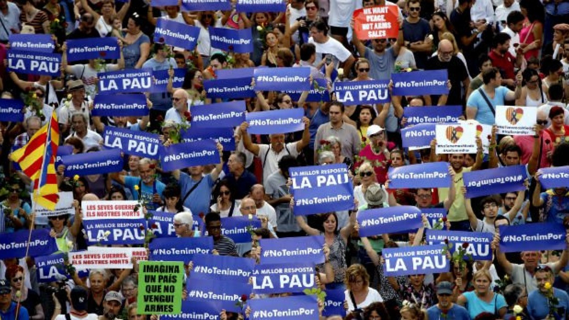 Barcelona levanta la voz contra el terrorismo