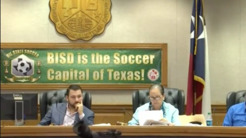 Piden residentes de Brownsville la renuncia de comisionado 