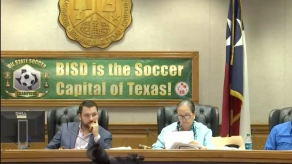 Piden residentes de Brownsville la renuncia de comisionado 