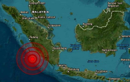 Sismo de magnitud 6,9 sacude la costa oeste de Indonesia