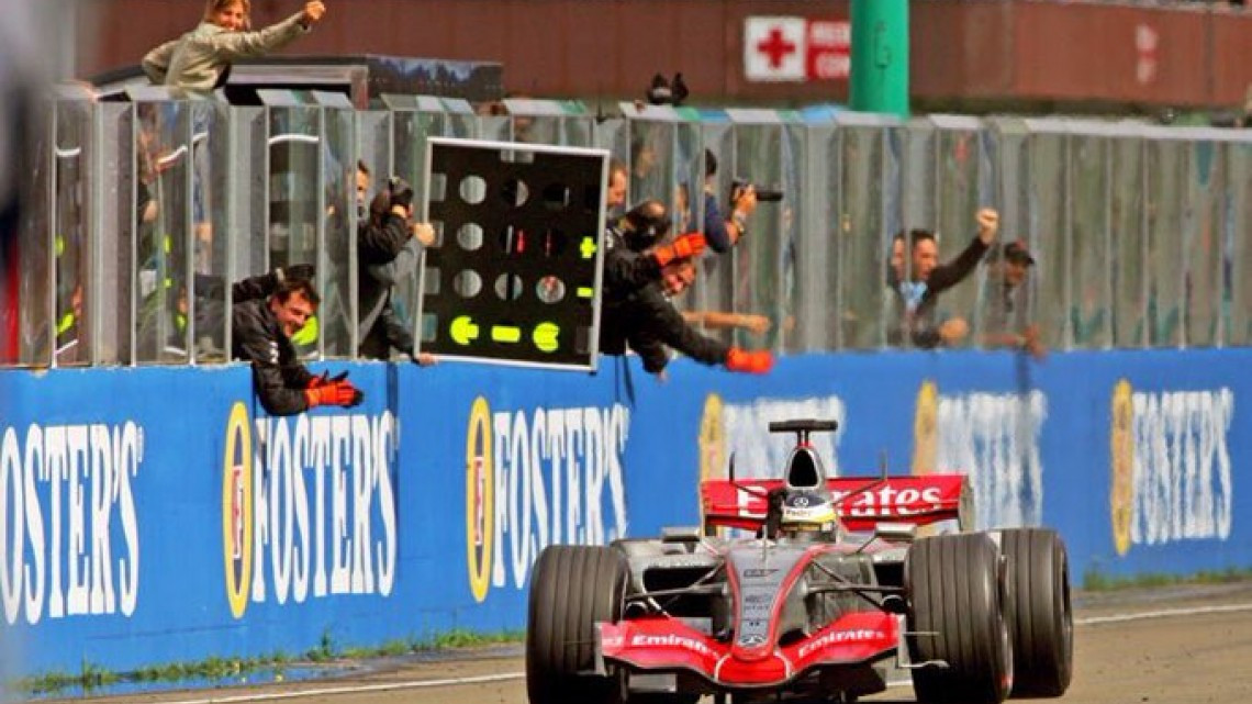 Hamilton se lleva el GP de Hungría, Checo Pérez termina en la 11va posición