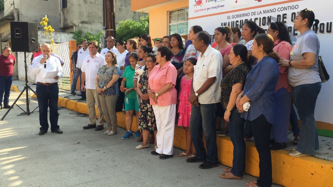 Entregan una calle más en la colonia Petroquímicas