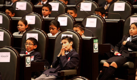 Piden mayor atención para combatir la violencia en Parlamento de las Niñas y los Niños de México