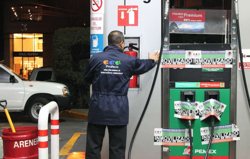 796 gasolineras son sancionadas por la Profeco