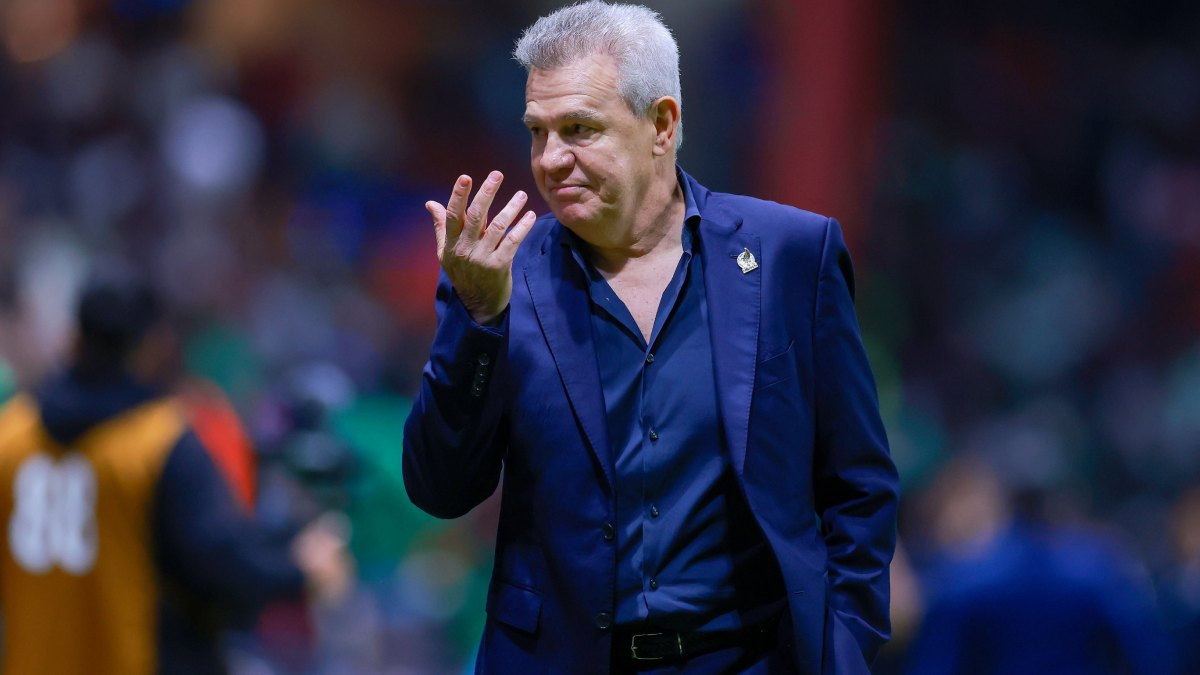 Javier Aguirre es nominado al premio “The Best” como Mejor Entrenador del Año