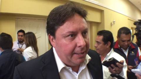 "Gasolinazo es doloroso, pero necesario": Sergio V. Bricston