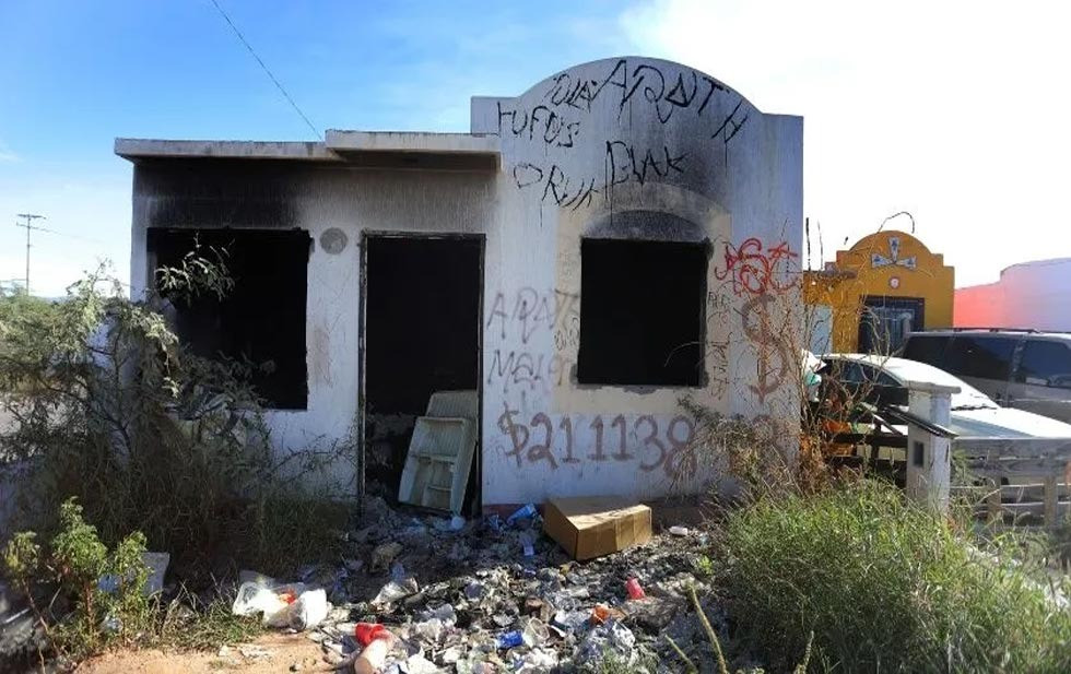 Grave problema de casas de Infonavit abandonadas y convertidas en basureros clandestinos