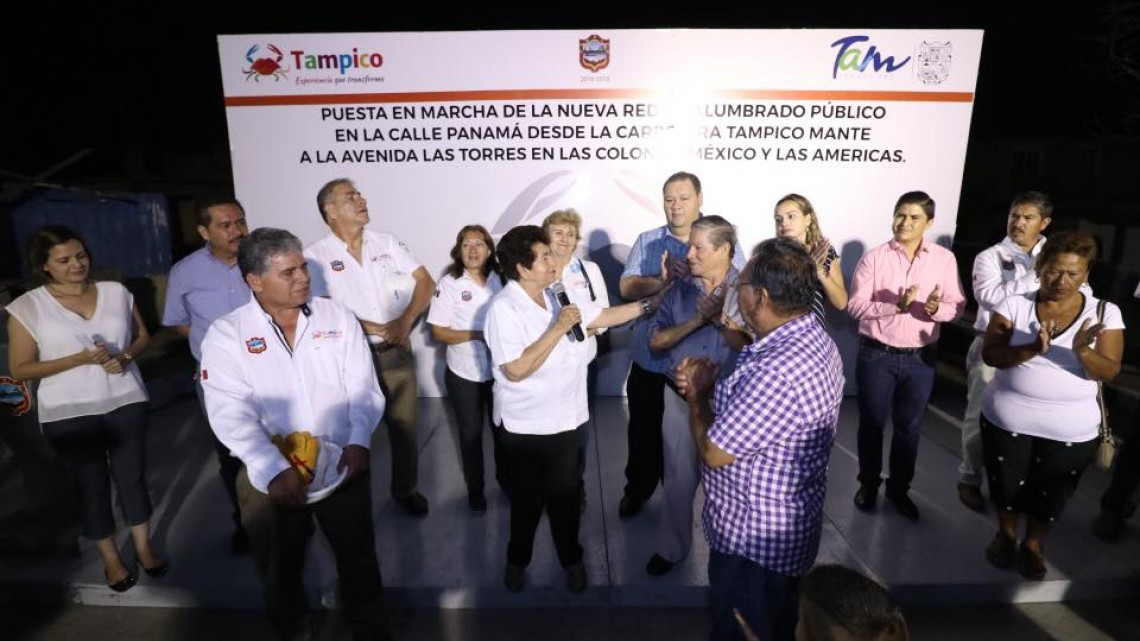 Inauguran circuito de alumbrado en las colonias México y las Américas