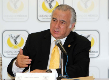  Miguel Torruco confirma renuncia; se suma al equipo de AMLO