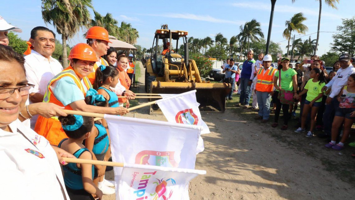Arranca reconstrucción de pista de trote en Laguna del Carpintero