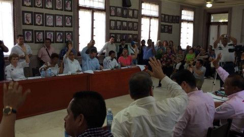 Presea Lauro Aguirre es para la profesora Liliana Hinojosa