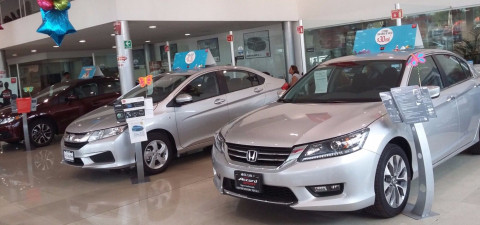 Agencias de autos toman previsiones ante inseguridad