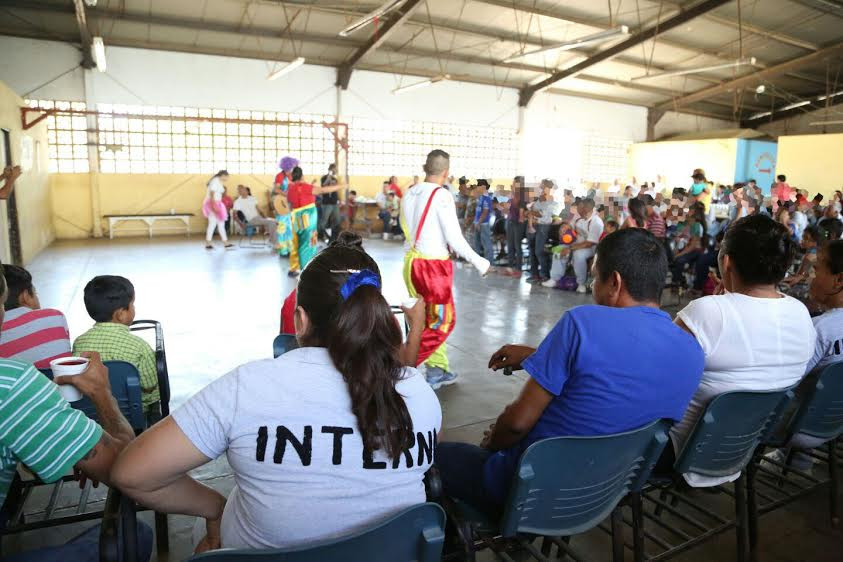 Llevan a cabo "Primer Torneo Deportivo Interfamiliar" en el Cedes Victoria