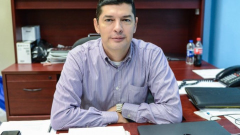 Facilitan la búsqueda de empleo a jóvenes neolaredenses