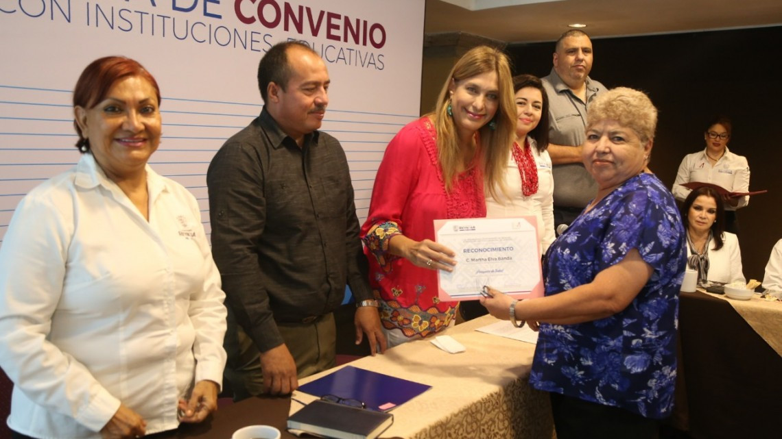 Municipio e Instituciones Educativas firman convenio