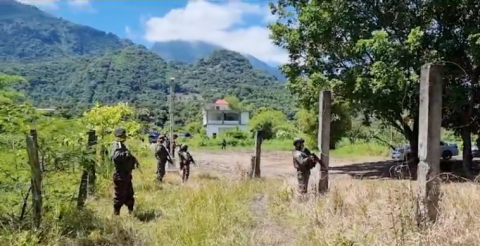 Blinda Guatemala su frontera con México