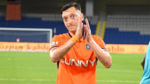 Mesut Özil anuncia su retiro del fútbol