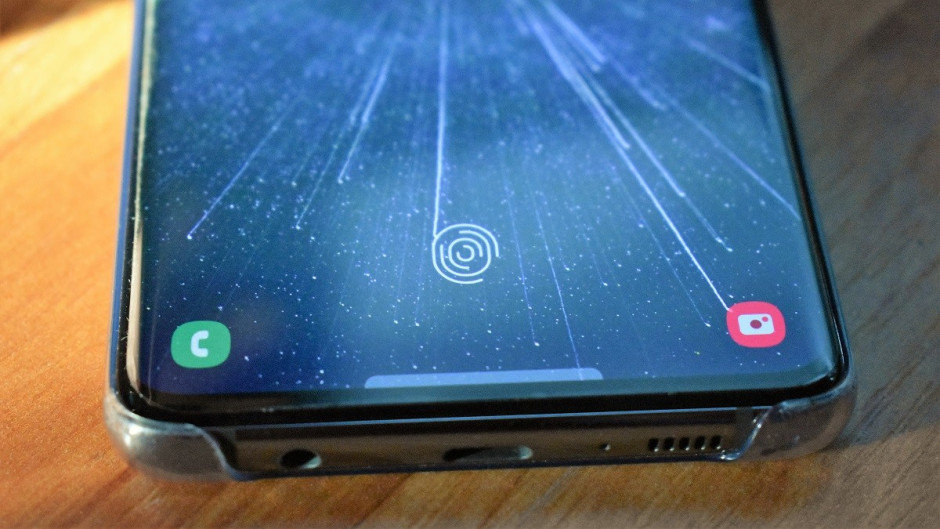 WhatsApp para Android ya permite el bloqueo de conversaciones con huella dactilar