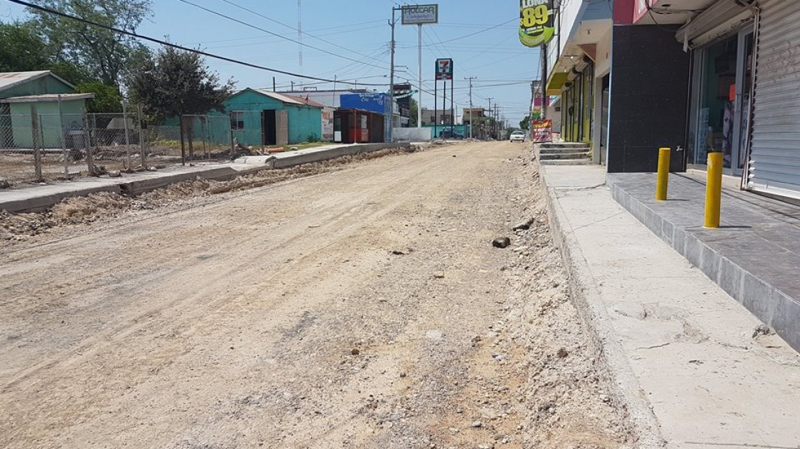 Programa de obras beneficia con pavimentación hidráulica
