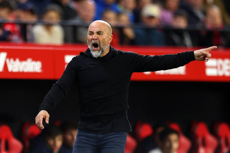 Despide Sevilla a Jorge Sampaoli como su DT