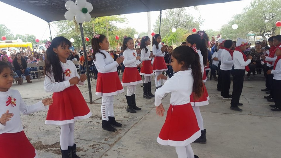 Asiste presidenta de DIF Matamoros como invitada a posada navideña