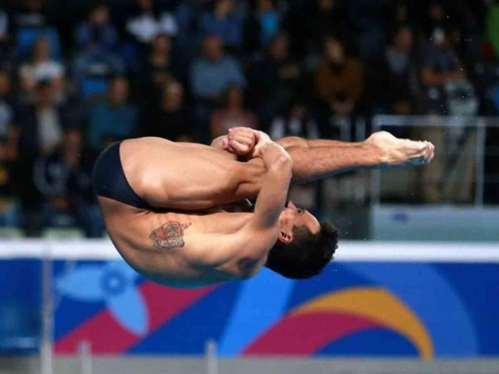 Juan Celaya obtiene plata en clavados de trampolín de 3 metros
