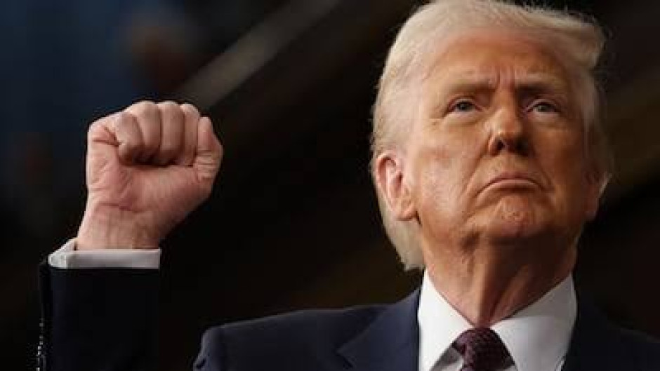 Trump no da vuelta atrás, reitera mantener aranceles contra México, Canadá y China hasta que cese flujo de drogas