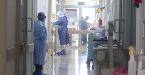 CDMX continuará en semáforo rojo: menos de mil camas disponibles