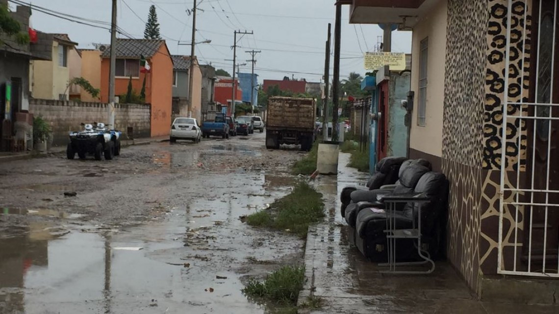 Familias pierden enseres domésticos por inundaciones