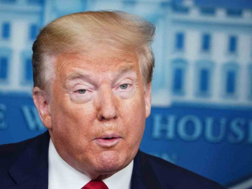 Trump anuncia que iglesias serán valoradas como “esenciales”