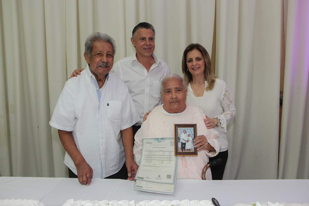 Se casan 117 Parejas en Tampico