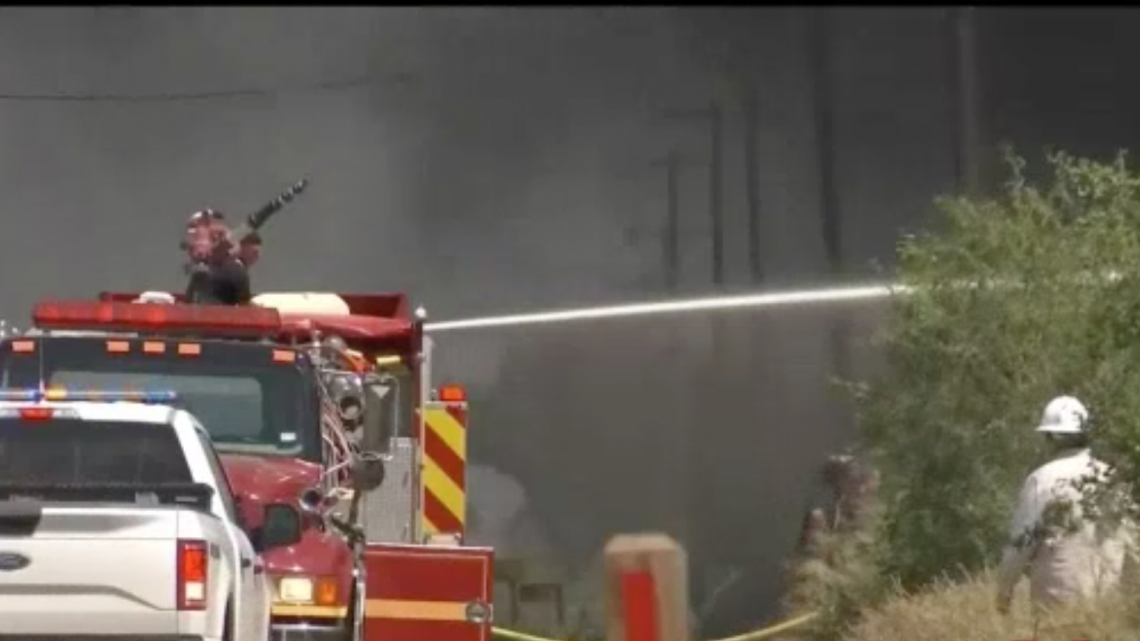 Se registra incendio de llantas en Mission