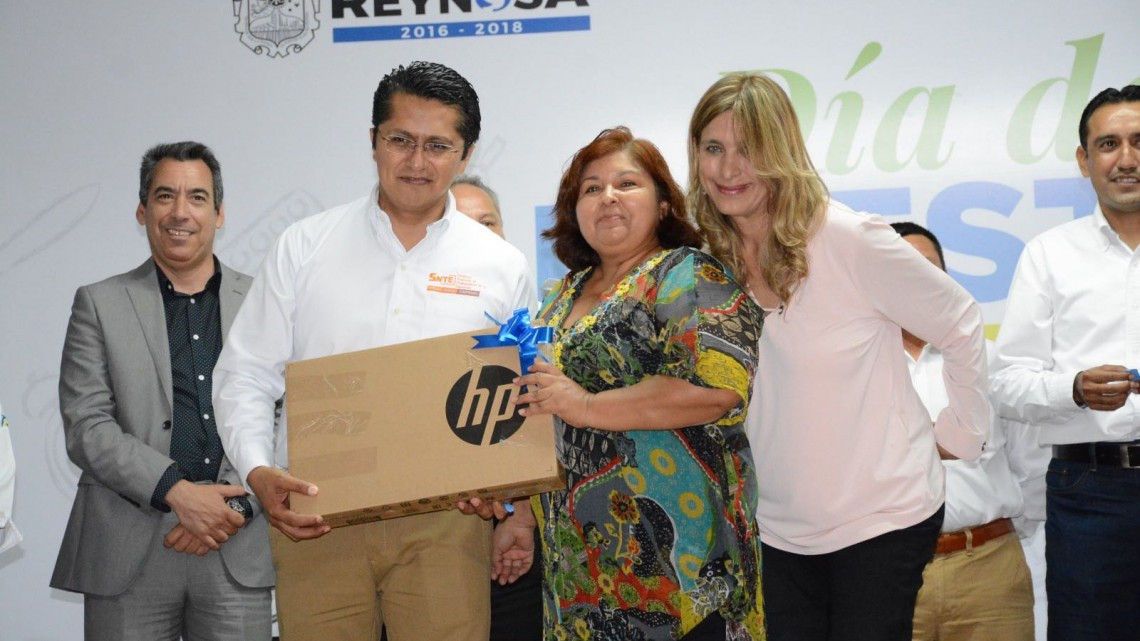 Gobierno de Reynosa festeja en grande a los Maestros