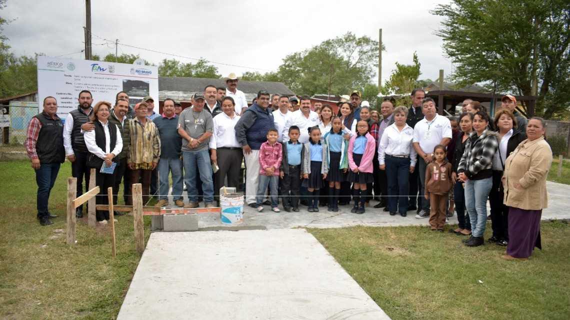 Arranca construcción de comedor escolar en La Posta