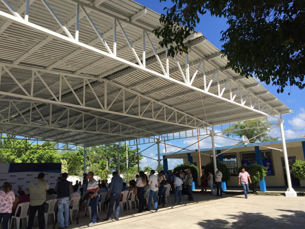 Mejoras en infraestructura urbana y apoyo a la educación llevan al sector rural