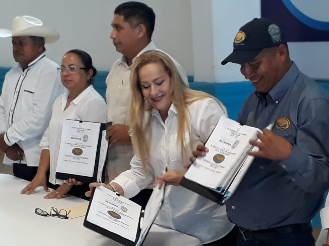 Aumentan salario a empleados de gobierno en Altamira