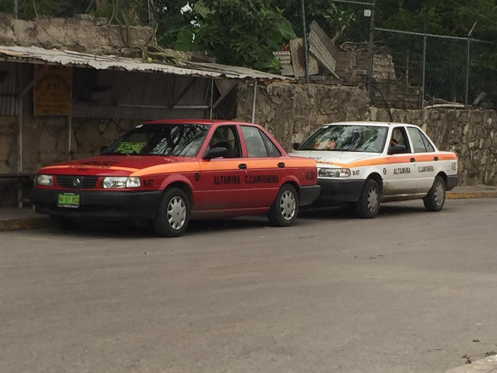 Sector transporte insiste en un aumento al pasaje