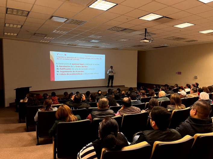 Actualiza Contraloría Gubernamental de Tamaulipas a los Órganos Internos de Control