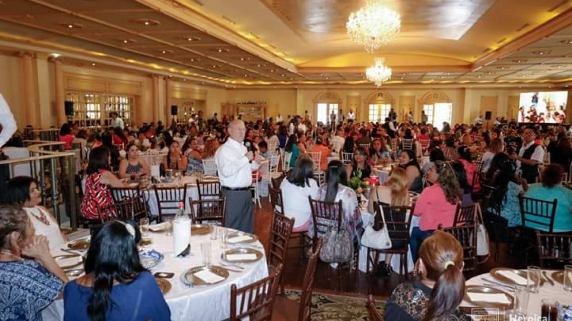 Celebran a madres del Ayuntamiento