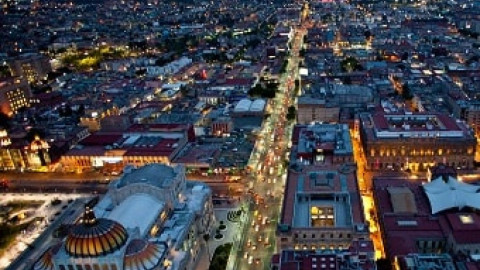 Mexicanos ya no vacacionan en Estados Unidos