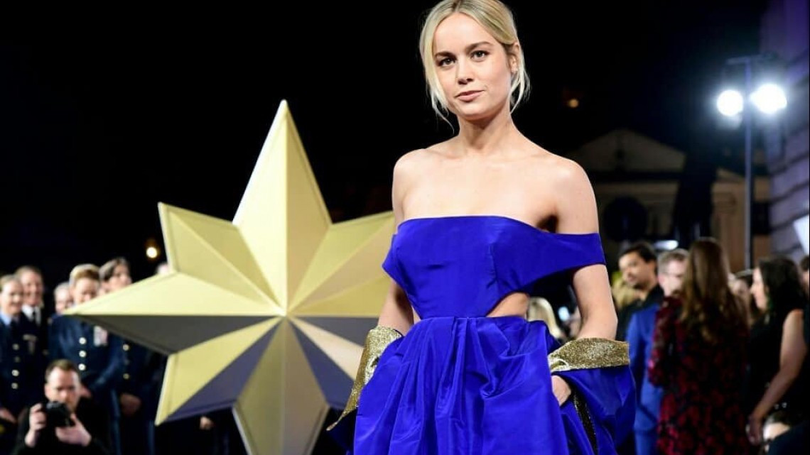 Brie Larson enamora en el estreno londinense de Captain Marvel
